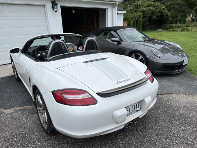 Photo of 2007 White Porsche Boxster