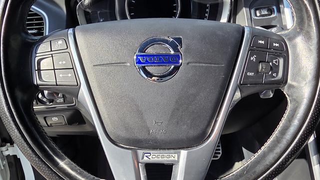 Photo of 2016 White Volvo XC60