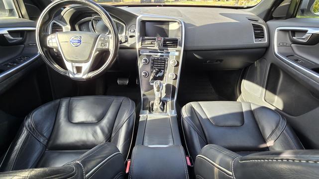 Photo of 2016 White Volvo XC60