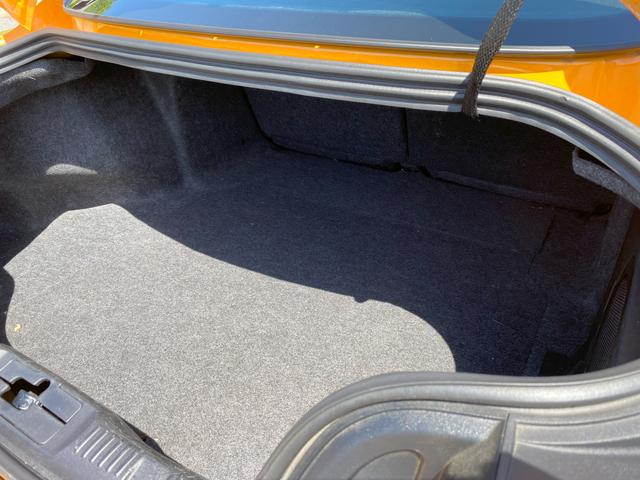 Photo of 2022 Gold Ford Mustang