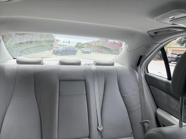Photo of 2003 Black Mercedes-Benz S-Class
