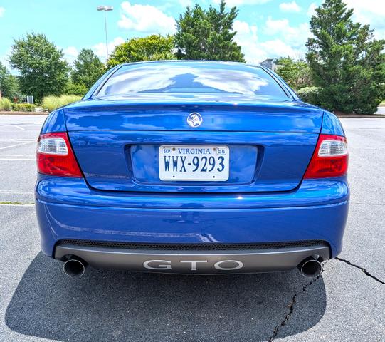 Photo of 2006 Blue Pontiac GTO
