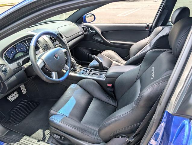 Photo of 2006 Blue Pontiac GTO