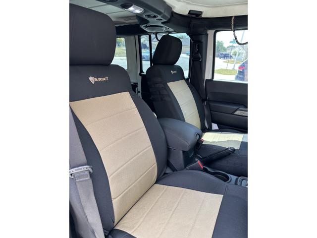 Photo of 2012 White Jeep Wrangler Unlimited