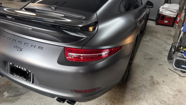 Photo of 2012 White Porsche 911