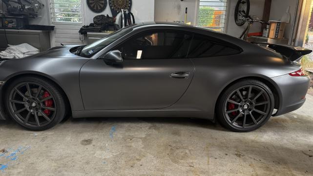 Photo of 2012 White Porsche 911