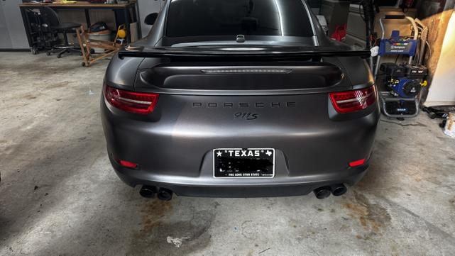 Photo of 2012 White Porsche 911