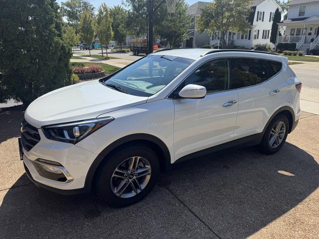 Photo of 2017 White Hyundai Santa Fe Sport