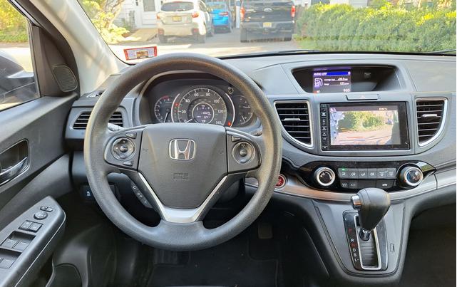 Photo of 2015 Silver Honda CR-V