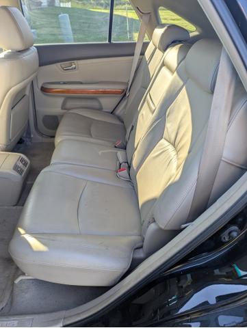 Photo of 2004 Black Lexus RX 330
