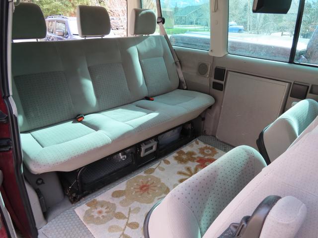 Photo of 2002 Red Volkswagen Eurovan