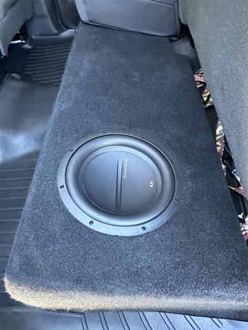 Photo of 2018 White Chevrolet Silverado 1500