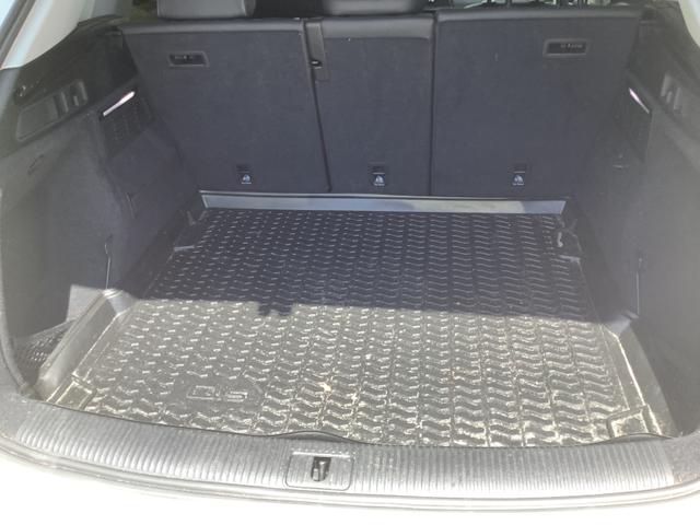 Photo of 2023 White Audi Q5