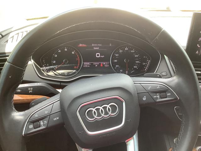 Photo of 2023 White Audi Q5