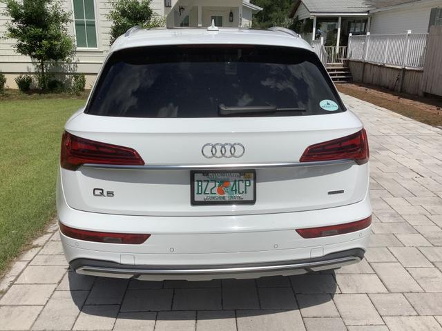 Photo of 2023 White Audi Q5