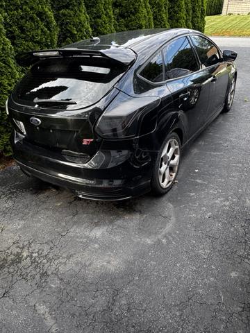 Photo of 2014 Black Ford Focus ST