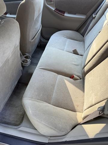 Photo of 2005 Gold Toyota Corolla