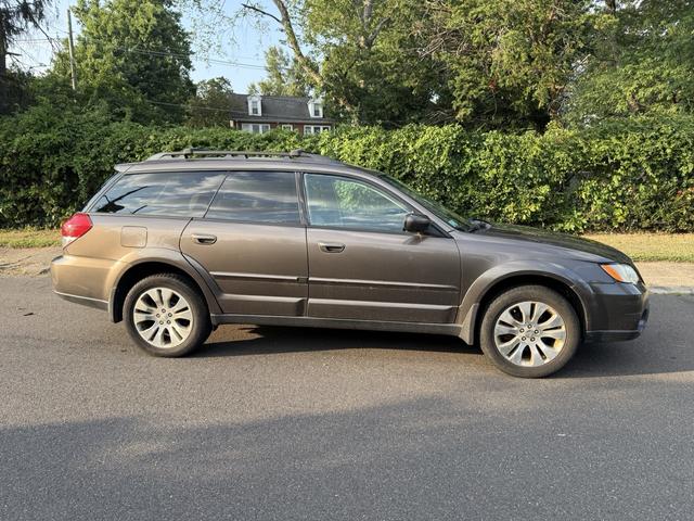 Photo of 2009 Brown Subaru Outback