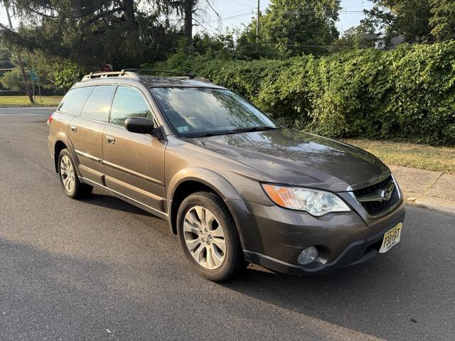 Photo of 2009 Brown Subaru Outback