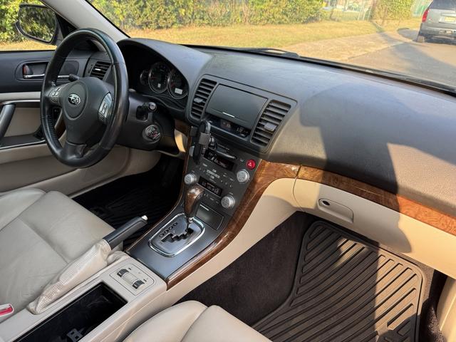 Photo of 2009 Brown Subaru Outback