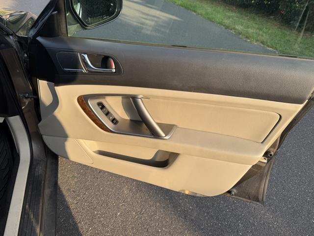Photo of 2009 Brown Subaru Outback