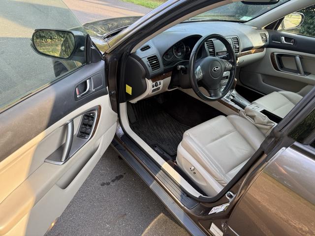 Photo of 2009 Brown Subaru Outback