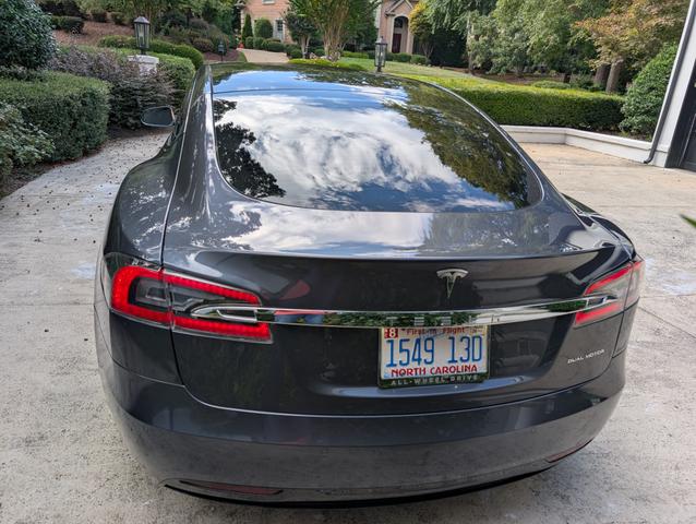 Photo of 2020 Gray Tesla Model S
