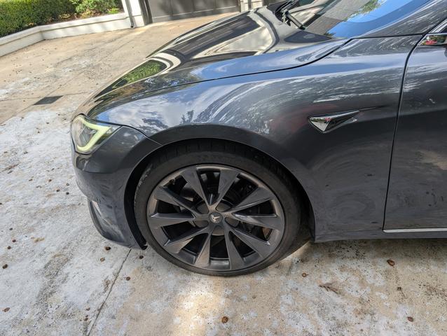 Photo of 2020 Gray Tesla Model S