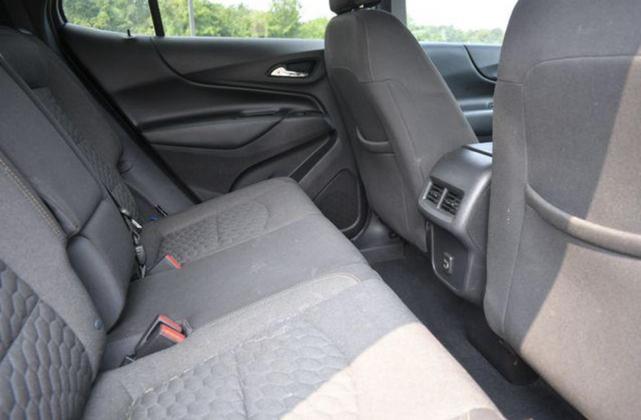 Photo of 2018 Black Chevrolet Equinox