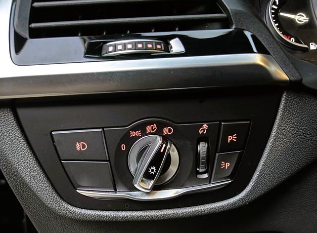 Photo of 2018 Gray BMW X3