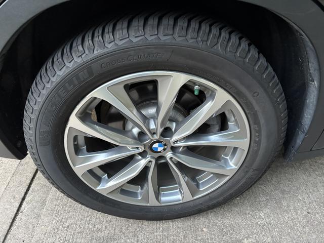 Photo of 2018 Gray BMW X3