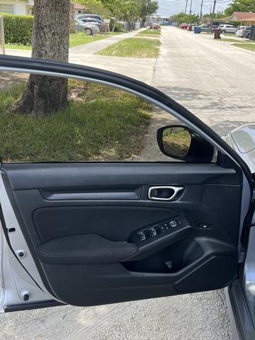 Photo of 2022 Gray Honda Civic