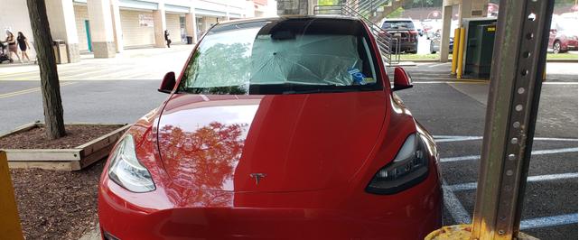 Photo of 2021 Red Tesla Model Y