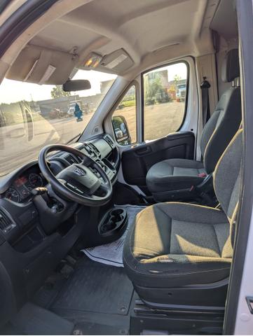 Photo of 2017 White RAM ProMaster 2500
