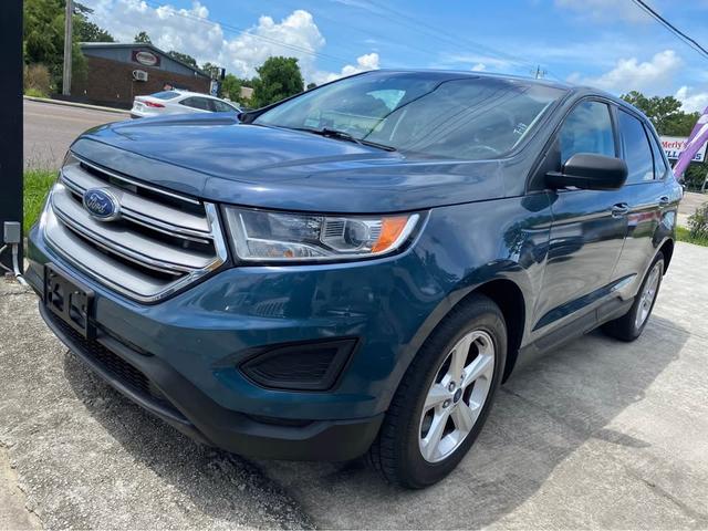 Photo of 2016 Blue Ford Edge
