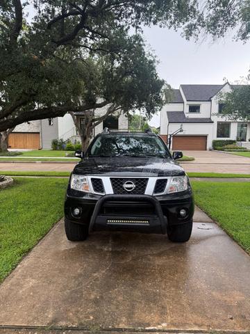 Photo of 2020 Black Nissan Frontier