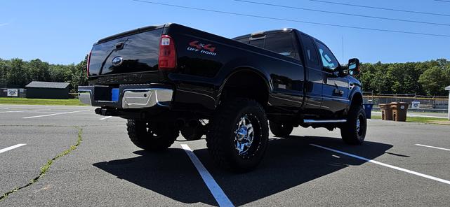 Photo of 2008 Black Ford F-350
