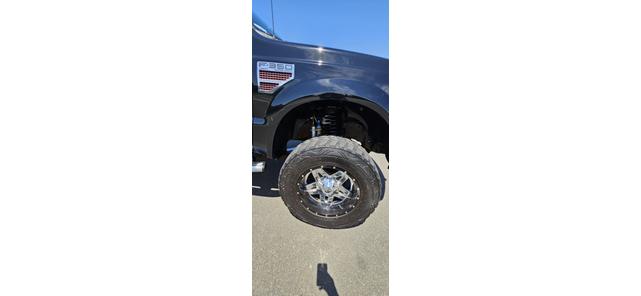 Photo of 2008 Black Ford F-350