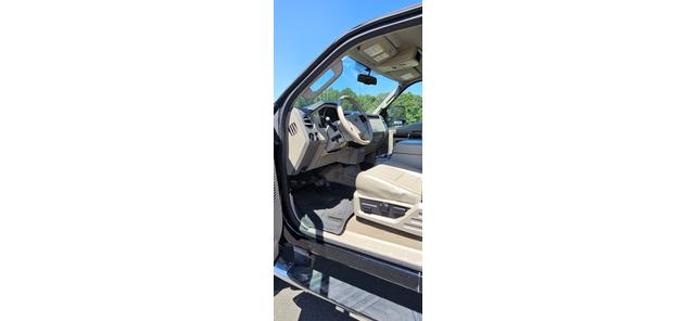 Photo of 2008 Black Ford F-350