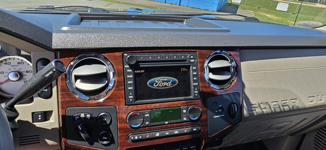 Photo of 2008 Black Ford F-350