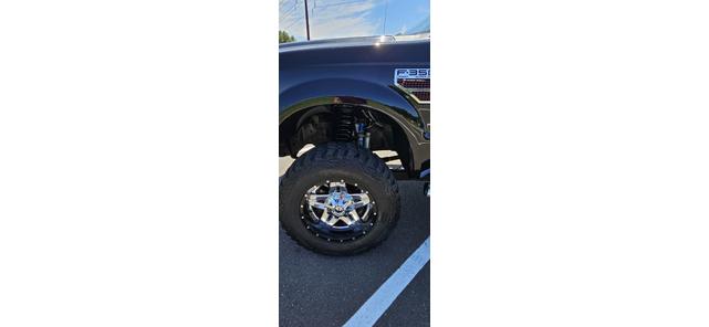 Photo of 2008 Black Ford F-350