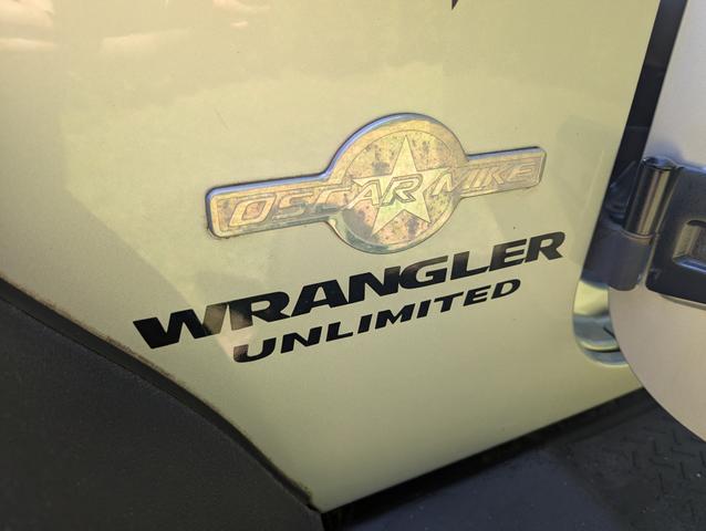 Photo of 2008 Silver Jeep Wrangler