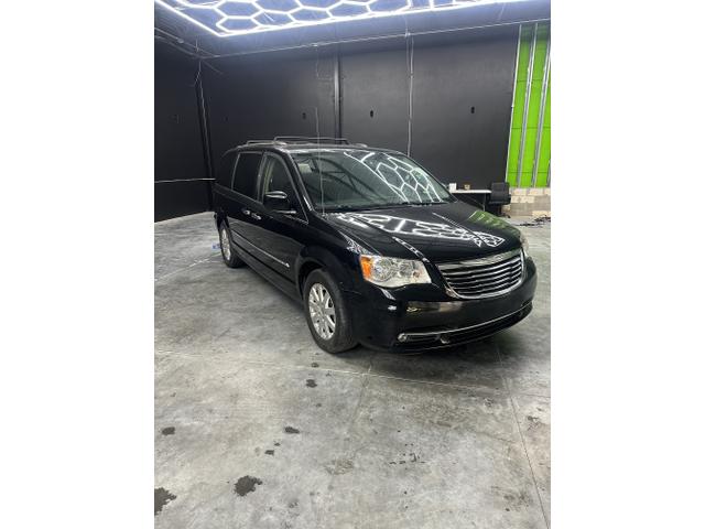 Photo of 2016 Black Chrysler Town & Country
