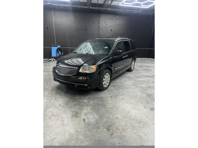 Photo of 2016 Black Chrysler Town & Country
