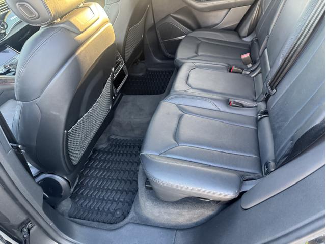 Photo of 2019 Gray Audi Q8