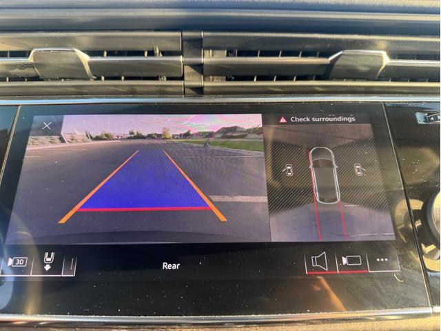 Photo of 2019 Gray Audi Q8