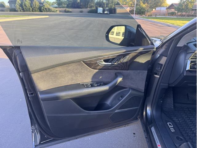 Photo of 2019 Gray Audi Q8