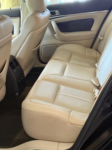 Photo of 2014 Black Lincoln MKS