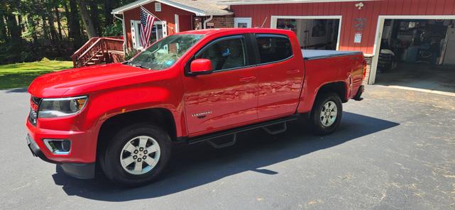 Photo of 2017 Red Chevrolet Colorado