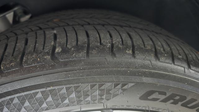 Photo of 2024 Black Kia Telluride